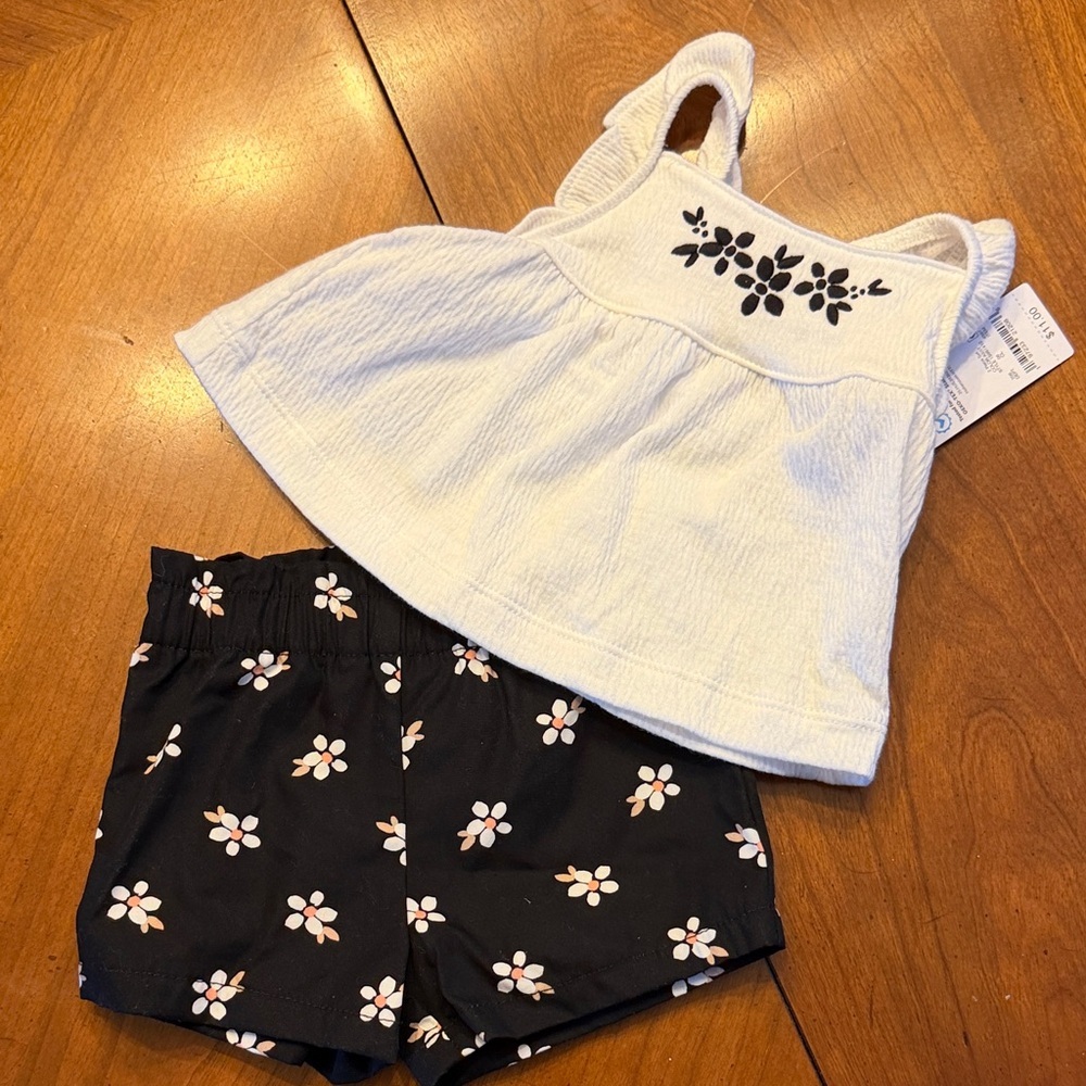 White Floral Top and Black Floral Shorts Set - Picture 1 of 3